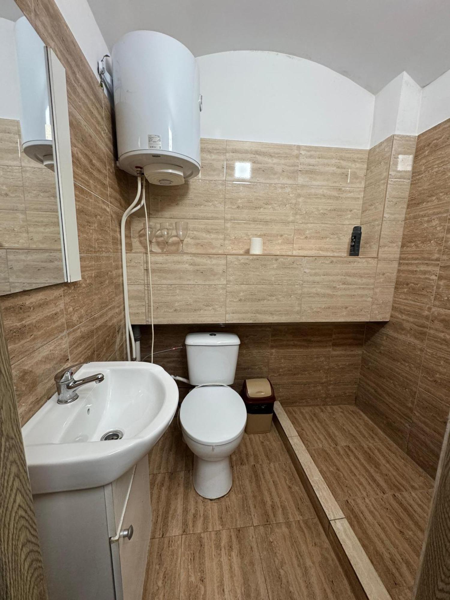 Regim Hotelier Pietonala Орадеа Екстериор снимка