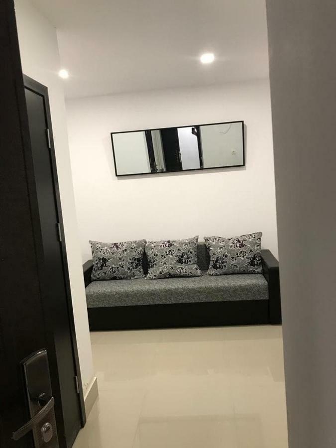 Regim Hotelier Pietonala Орадеа Екстериор снимка